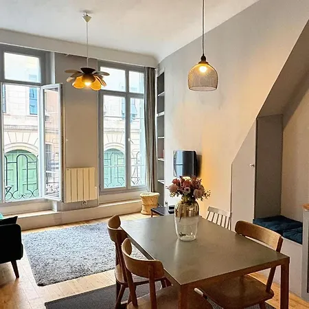 Le Pinky Bird - 1er Apartment Paris