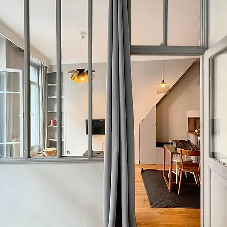 Le Pinky Bird - 1er * Paris