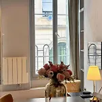 Le Pinky Bird - 1er Appartement *